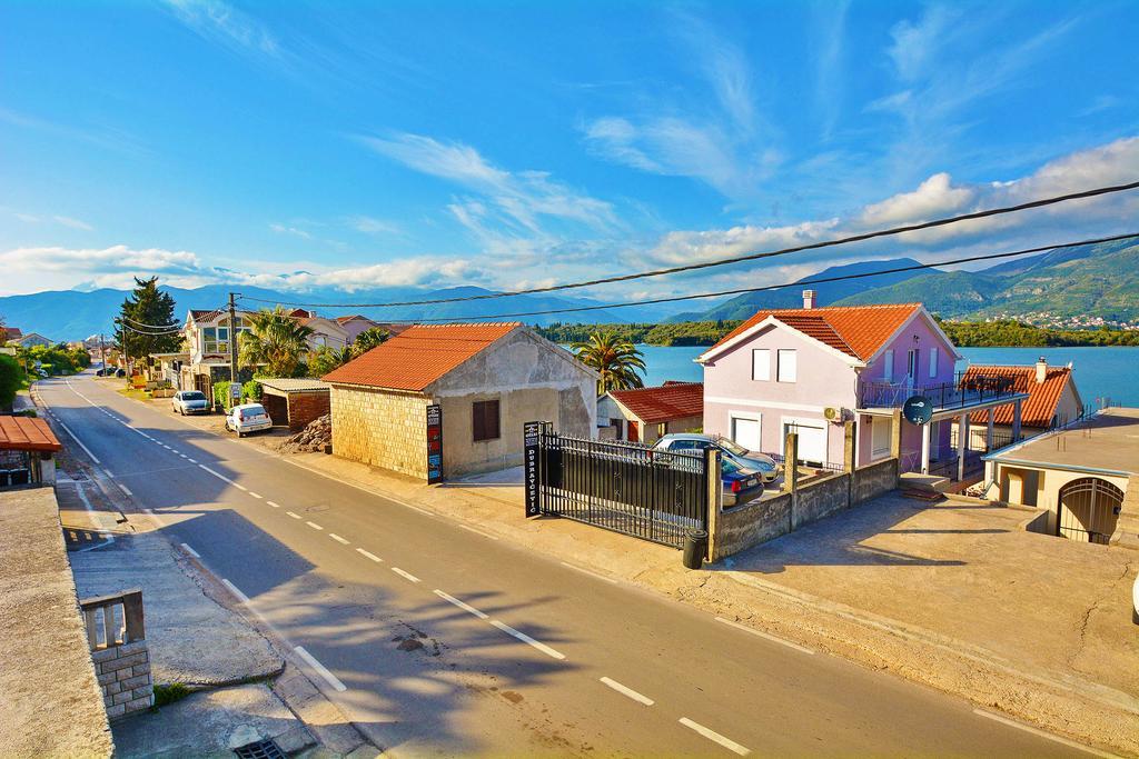 Apartments Bella Di Boka Тиват Екстер'єр фото