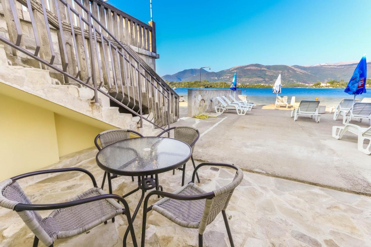 Apartments Bella Di Boka Тиват Екстер'єр фото
